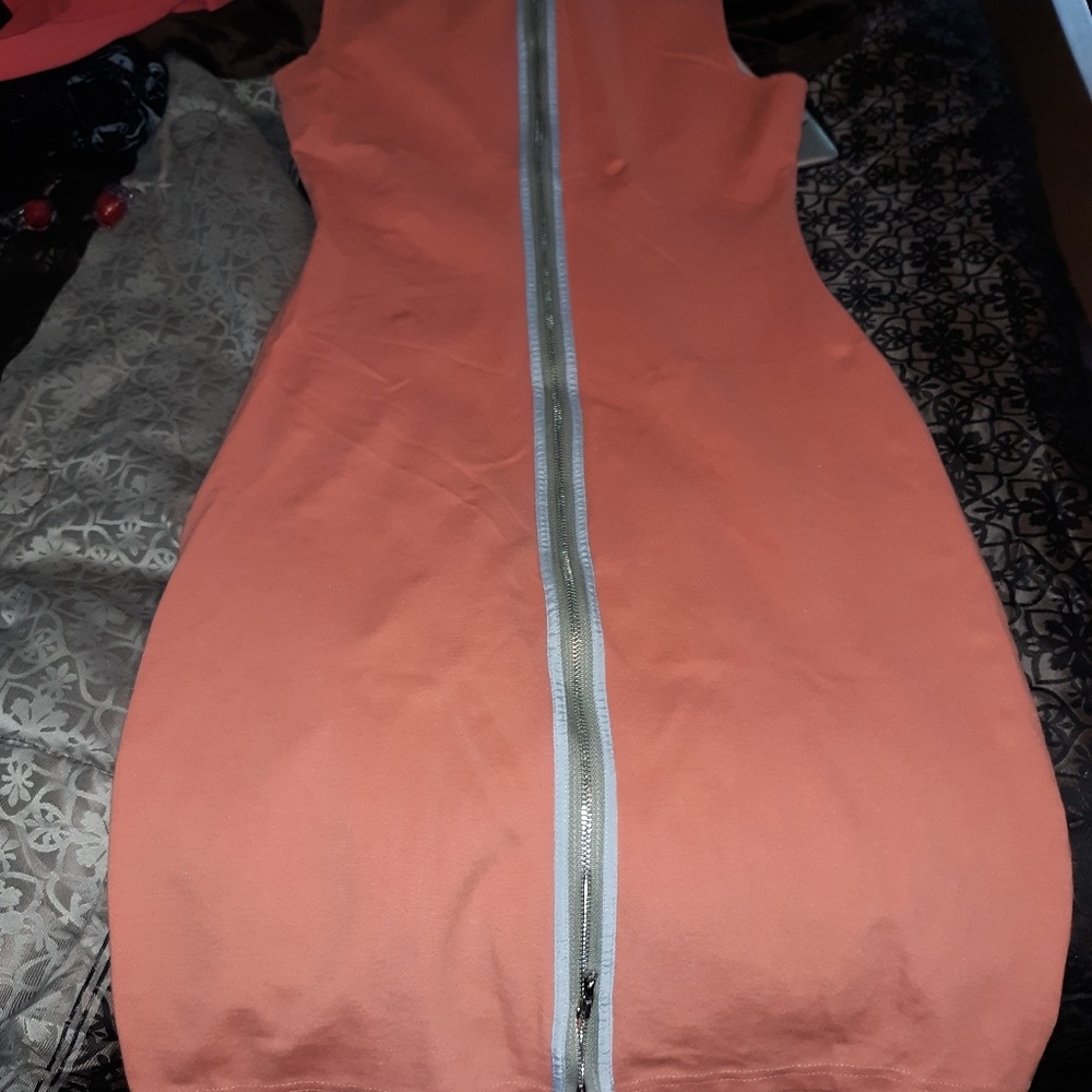 Kenneth Cole dress w/ zipper back